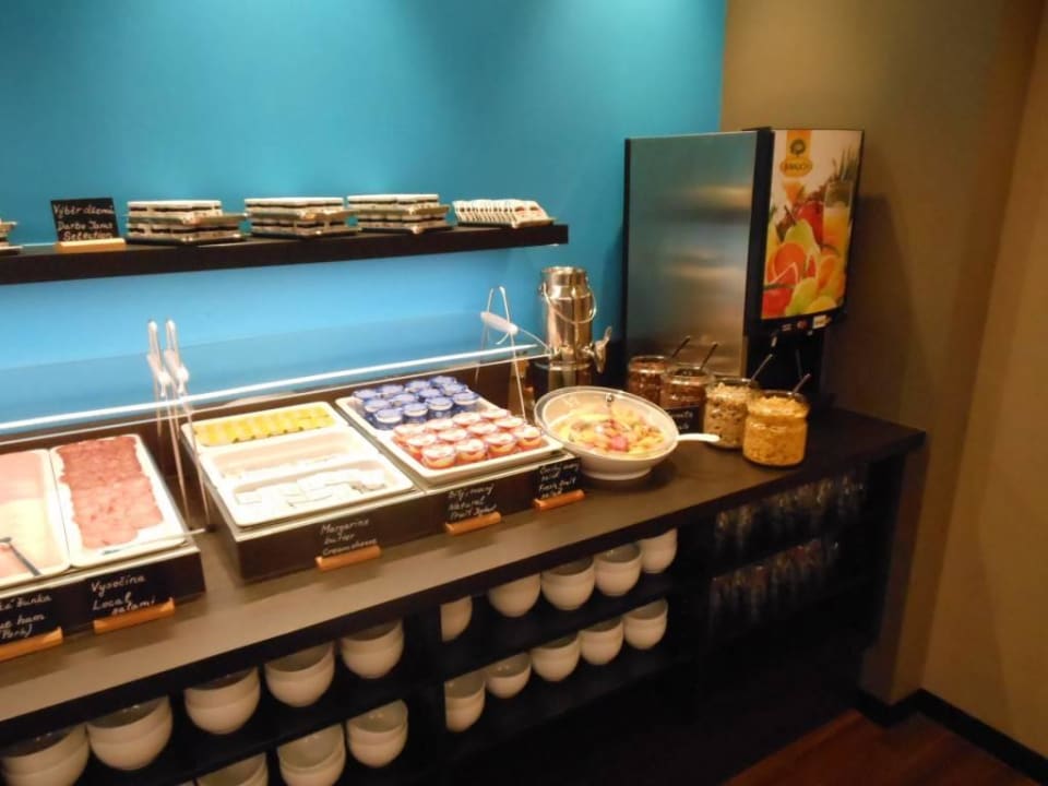 Frühstücksbuffet Motel One Prague-Florentinum