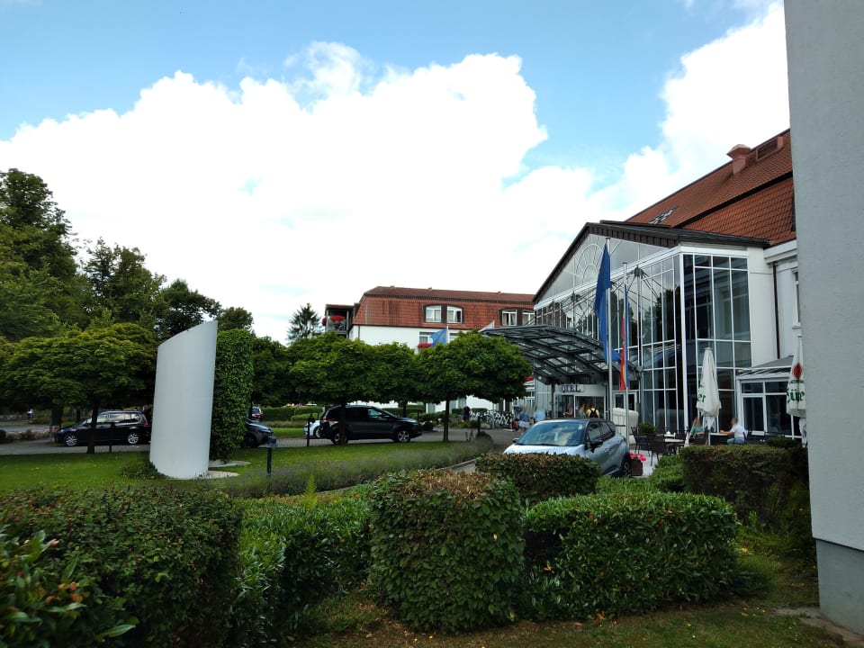 Außenansicht Seehotel Großherzog von Mecklenburg