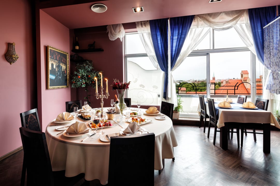 Gastro City Hotel Teater