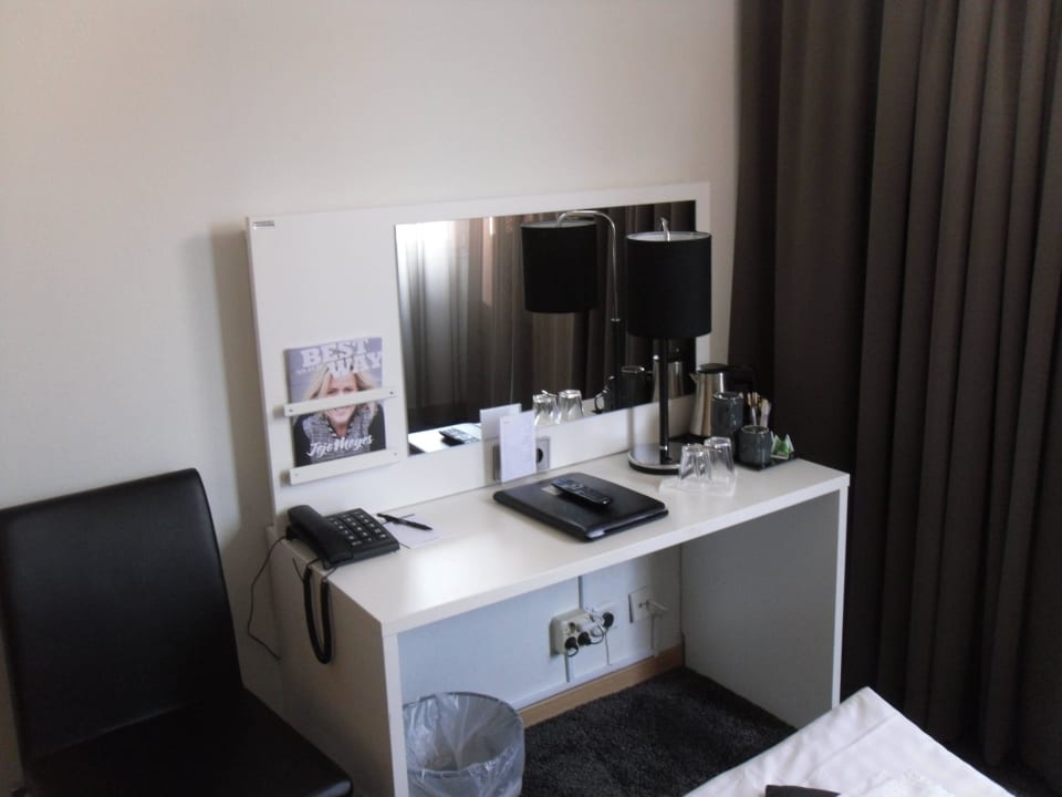 Büroablage Best Western Hotel Kom