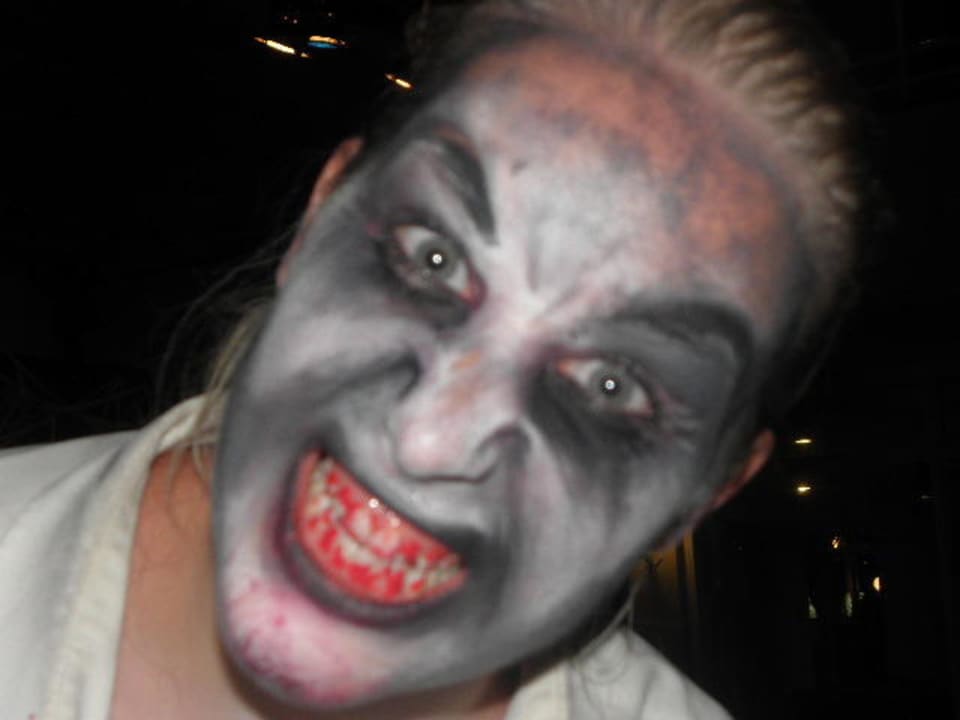 Sanne von den Animateuren nach der Show Caprice Janeiro Hotel & Spa