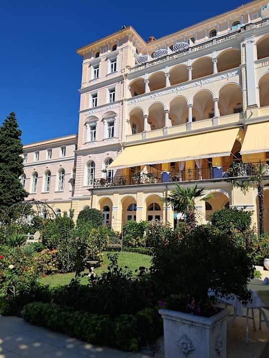 Außenansicht Hotel Kvarner Palace
