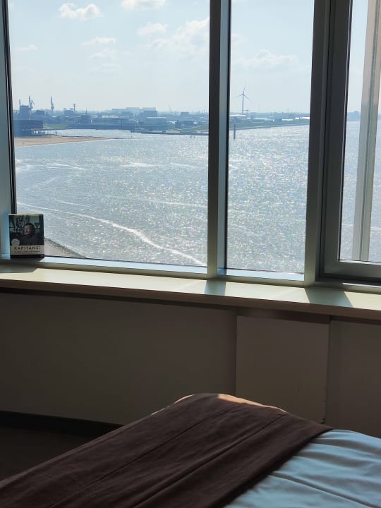 Ausblick ATLANTIC Hotel Sail City