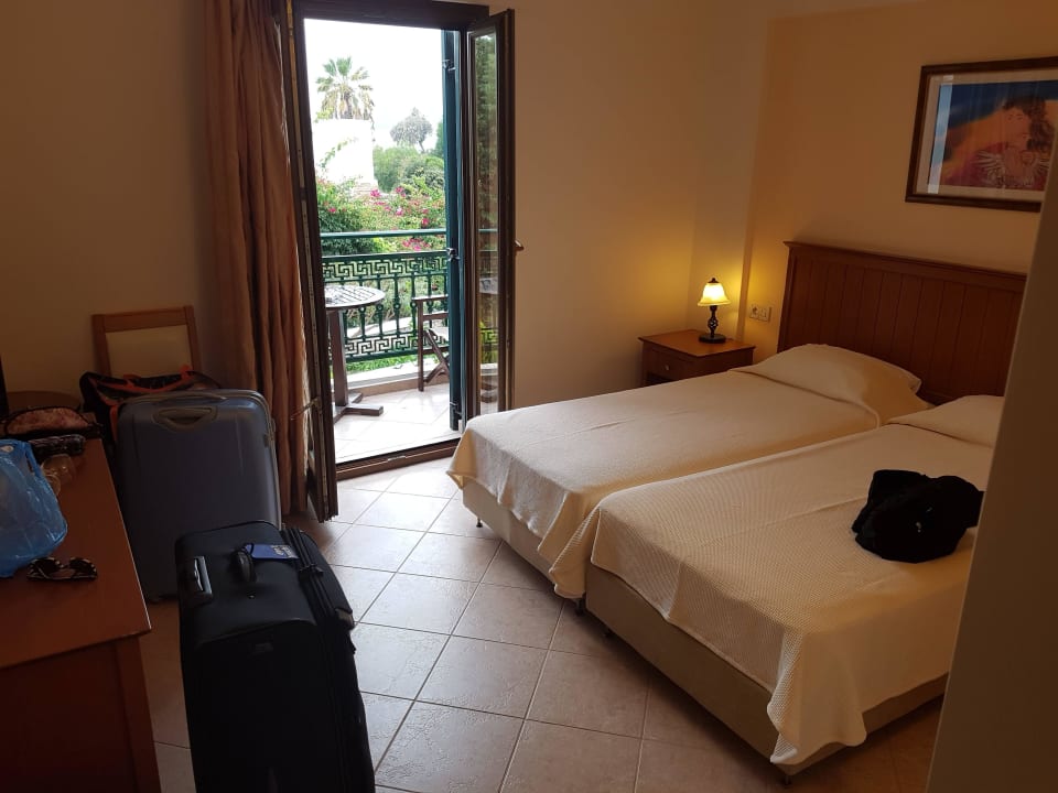 Unser Zimmer Naxos Resort Beach Hotel