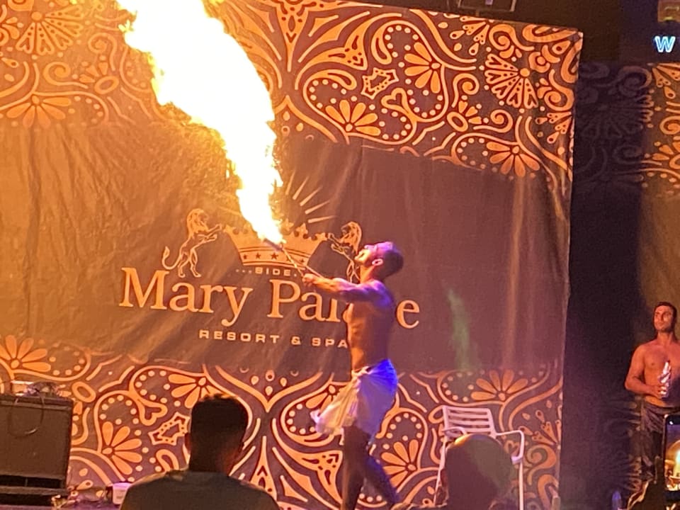 Sport & Freizeit Mary Hotel Side