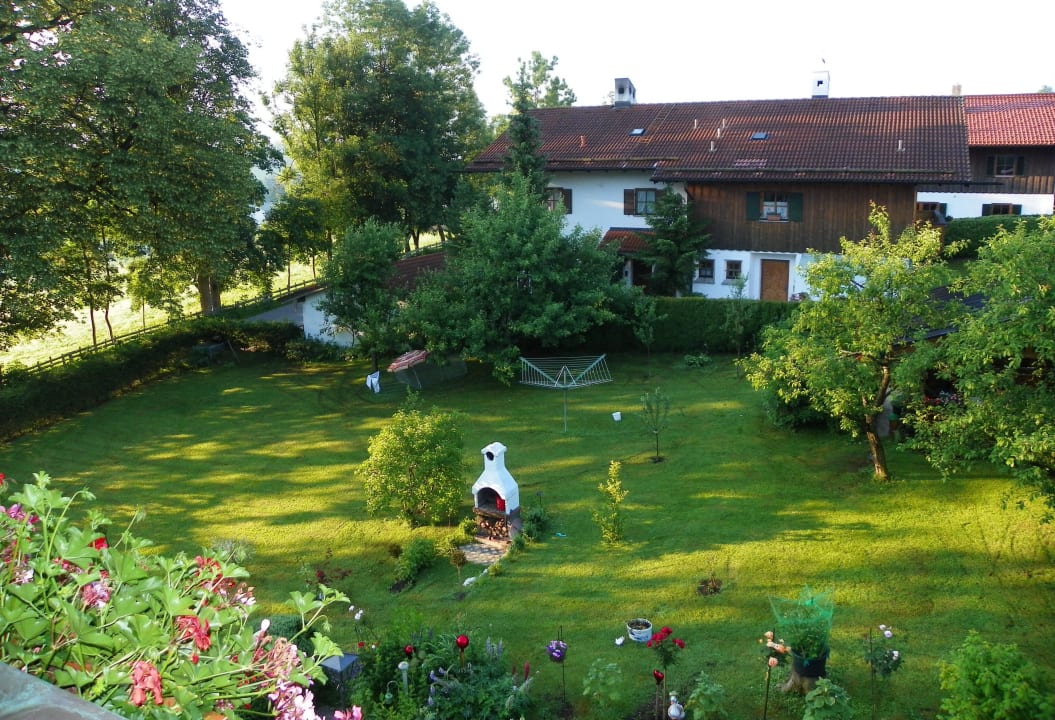 Vom Balkon in den Garten Landhaus Bergsicht