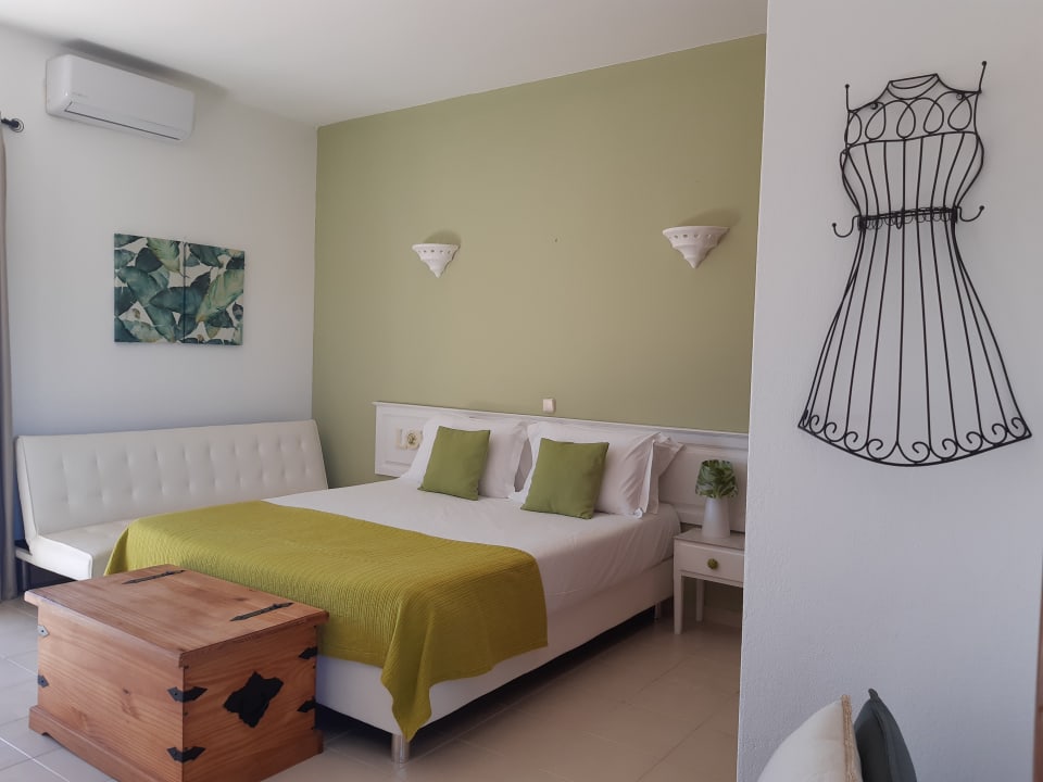 Zimmer Casa Rosa Montes