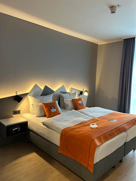 Zimmer Holiday Inn - the niu, Hub Dusseldorf Messe