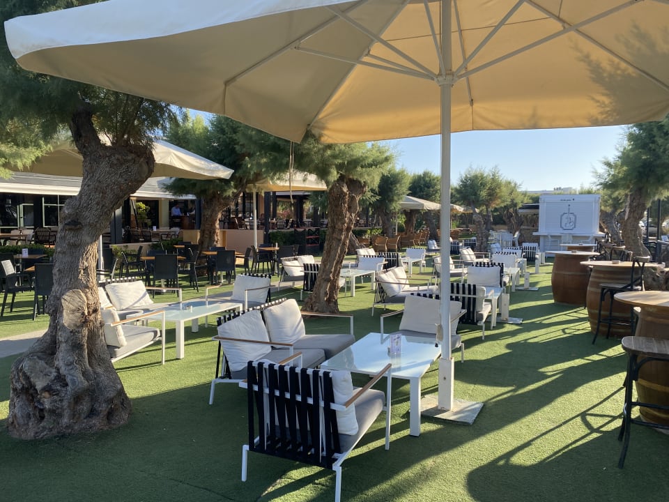 Gastro Anissa Beach & Village