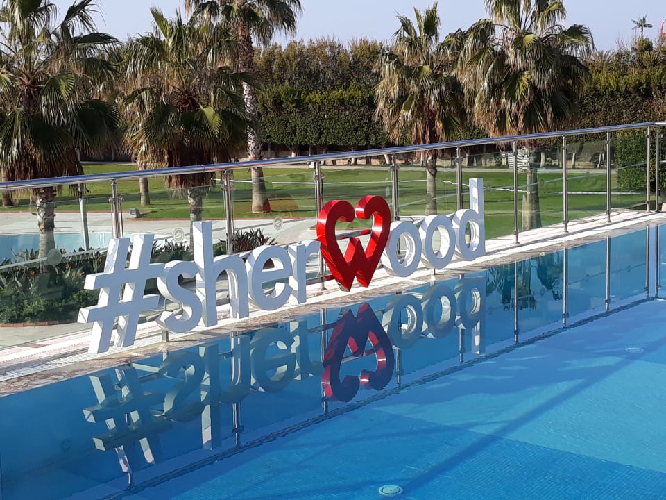 Pool Sherwood Exclusive Lara