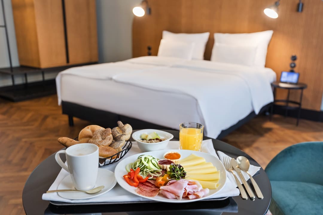 Zimmer Hotel Astoria Vienna, Curio Collection by Hilton