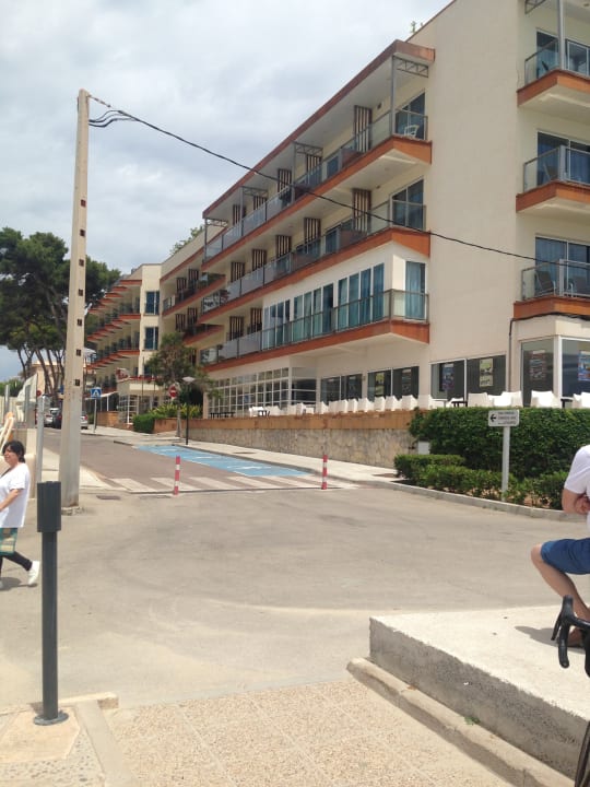 Außenansicht Hotel Clumba