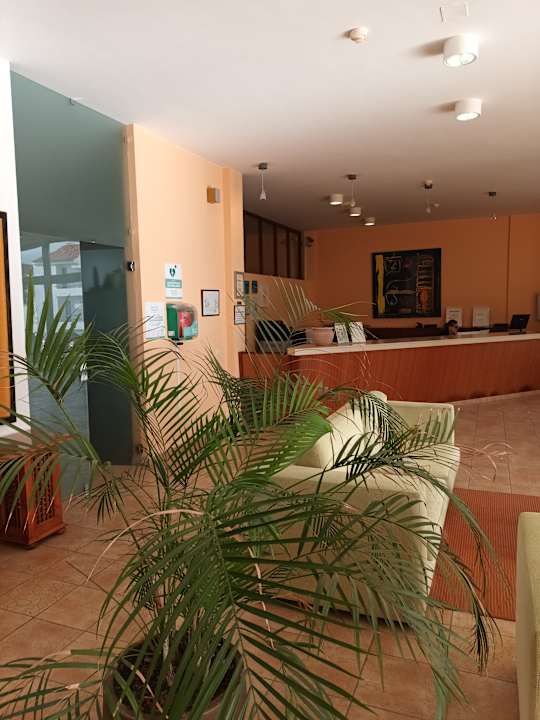 Lobby Apartamentos La Caleta
