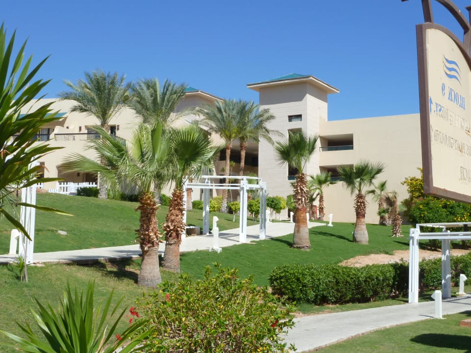 Anlage oberhalb Coral Sea Holiday Village