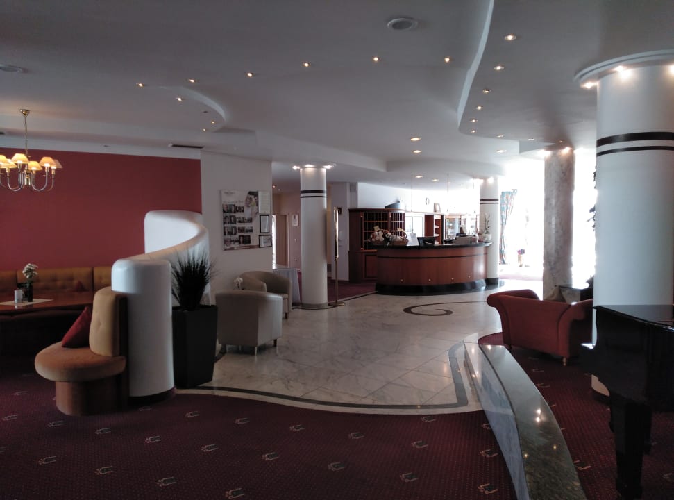Lobby Parkhotel Altmühltal