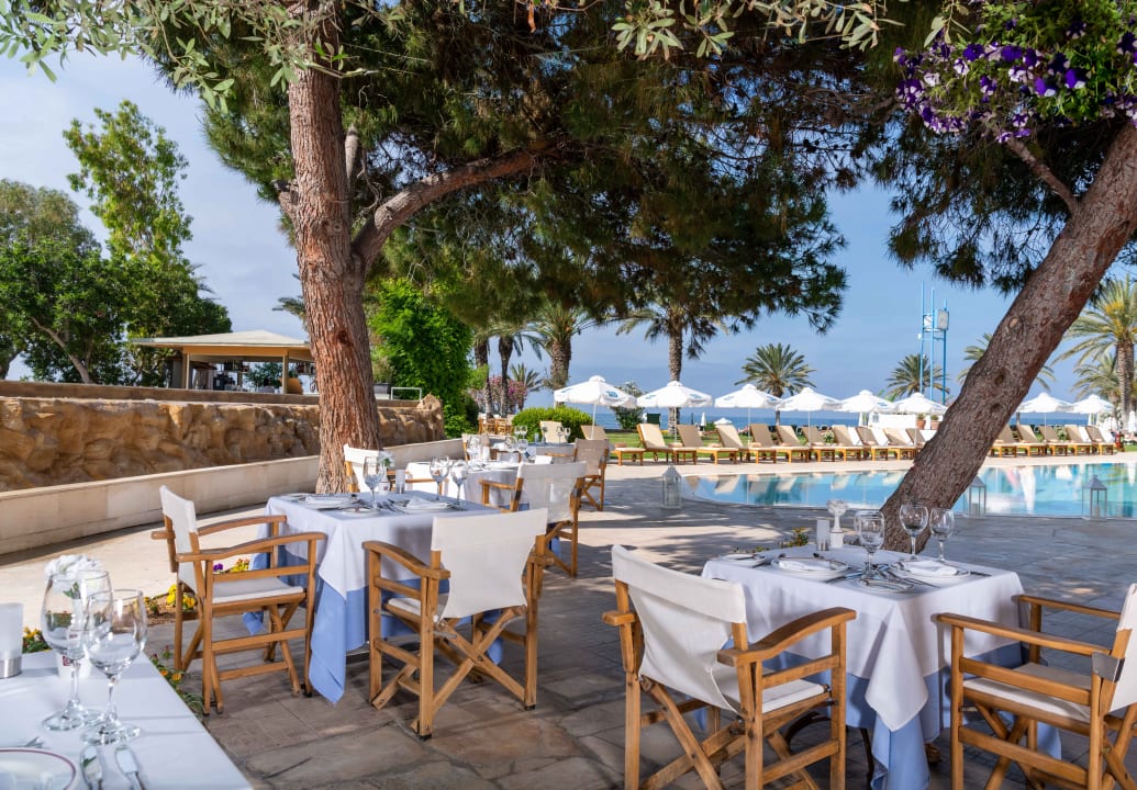 Gastro Constantinou Bros Athena Royal Beach Hotel