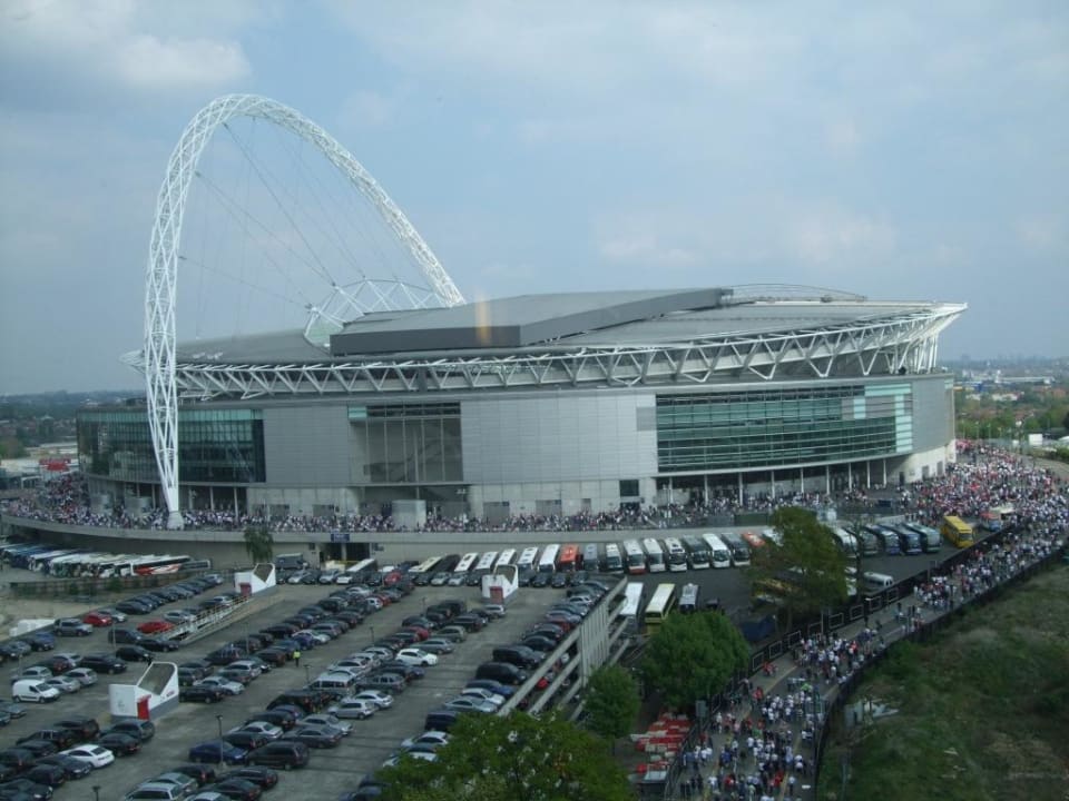 Blick vom Zimmer auf das Wembley-Stadion Hotel ibis London Wembley