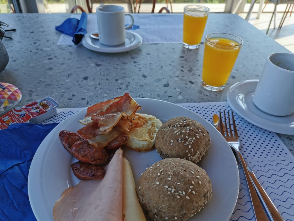 Gastro Harmony Crest Resort & Spa