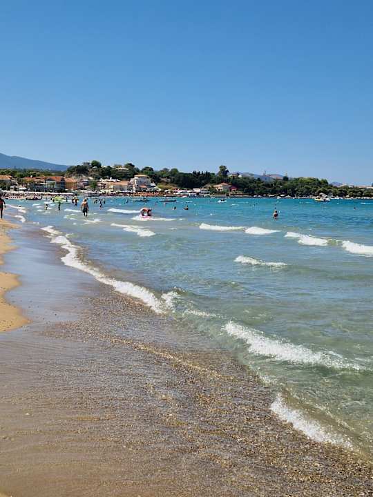 Strand La Mirage Hotel