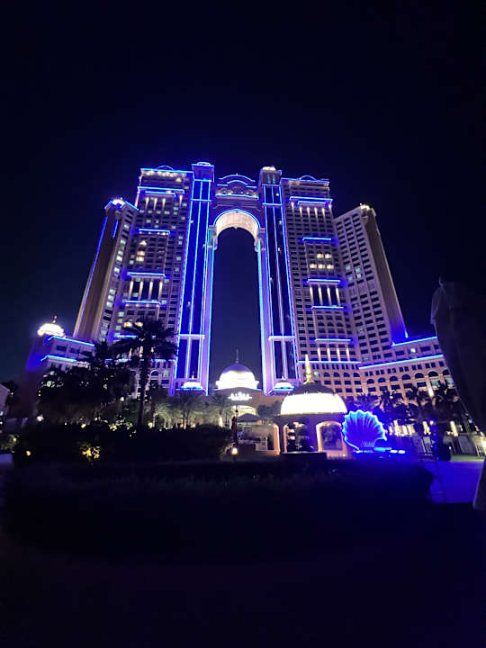 Außenansicht Rixos Marina Abu Dhabi
