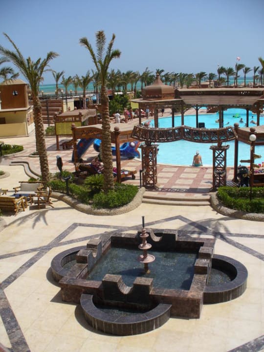 Фестивалюшка. Вид из лобби Riviera Aqua Park Resort