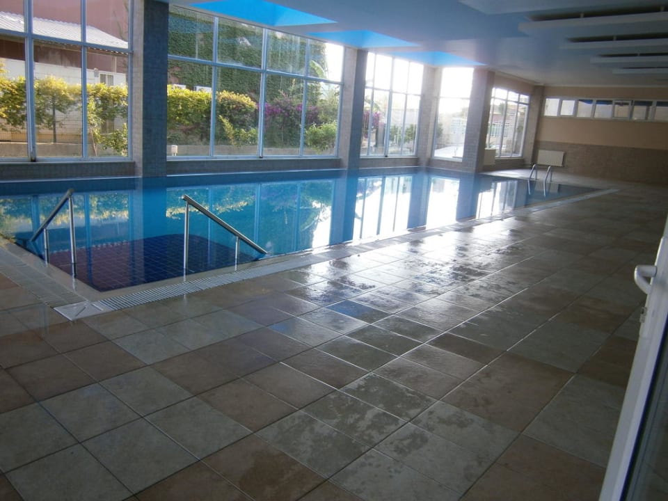 Innenpool Solivia Hotel