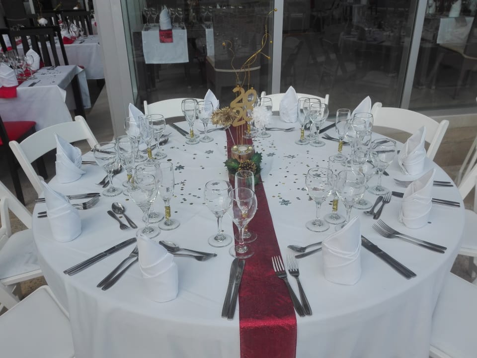 Gastro Hotel Riu Lupita