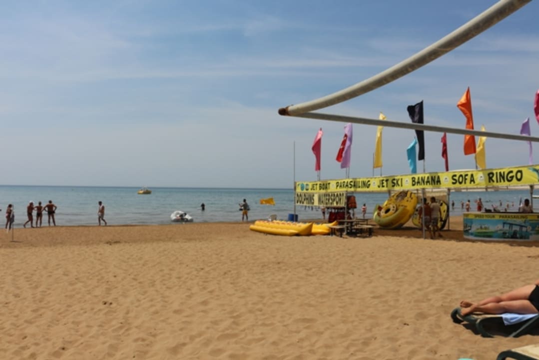 Strandabschnitt mit Wassersportmöglichkeit Well Palace Side