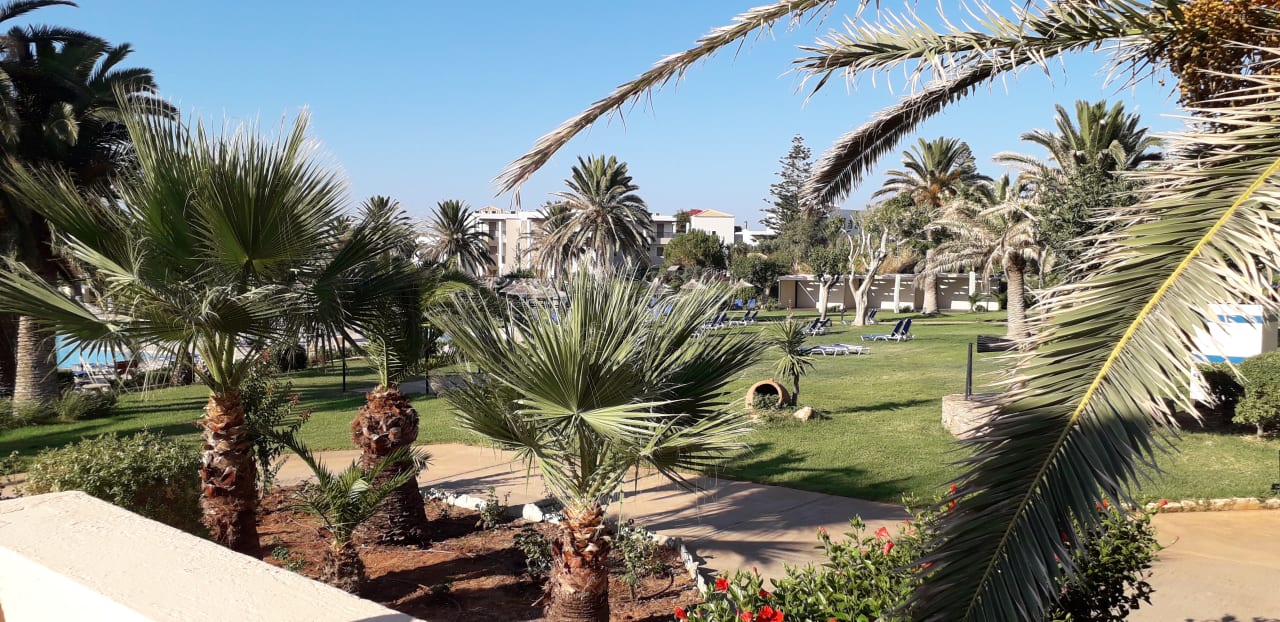 Gartenanlage Anissa Beach & Village