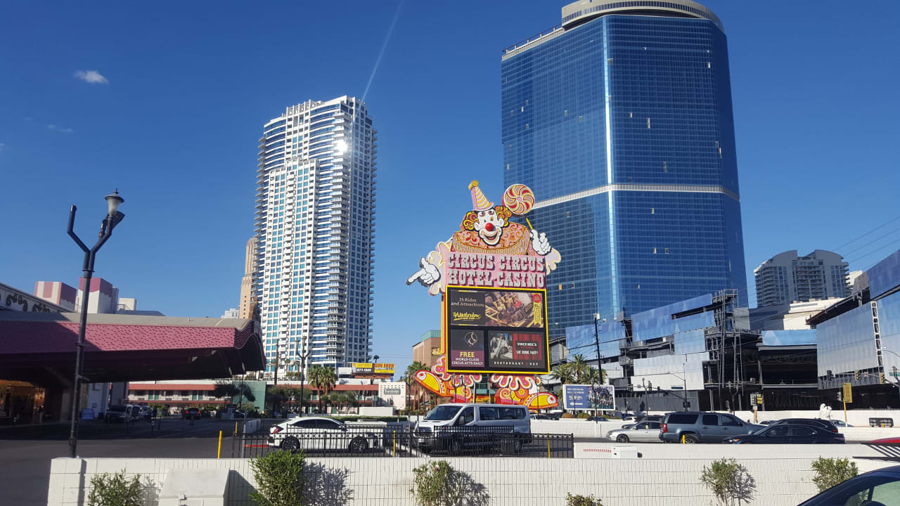 Außenansicht Hotel Circus Circus