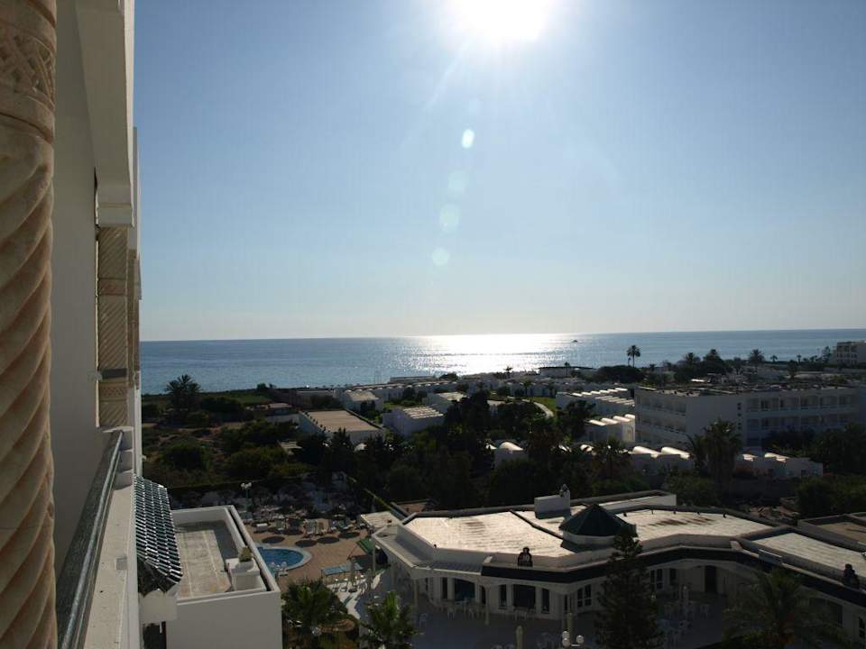 Widok z pokoju Hotel Jinene