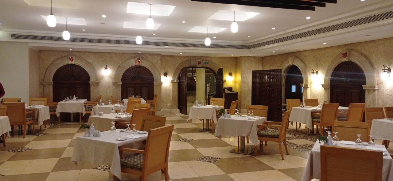 Gastro Serenity Alpha Beach