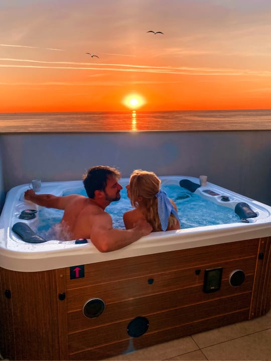 Zimmer You & Me Beach Hotel
