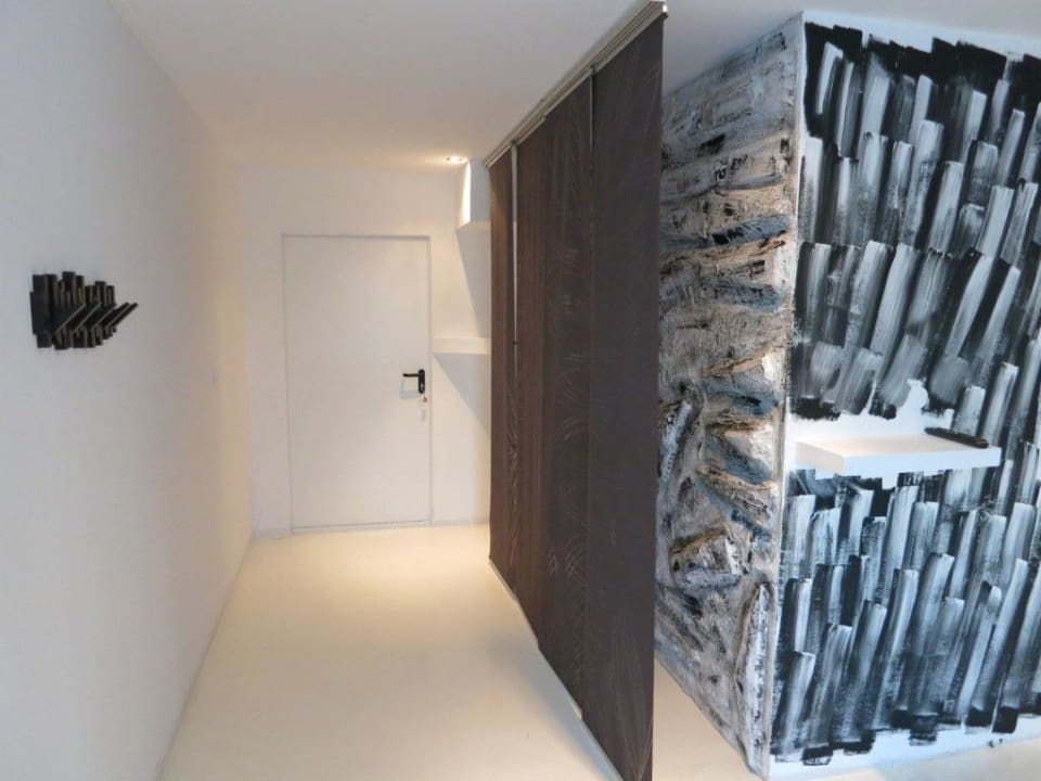 Zimmer 212  Eingangsbereich Hotel Youngstar