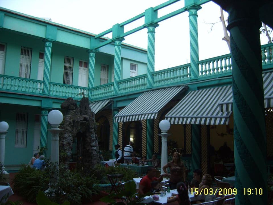 Innenhof Hotel Camagüey Colón