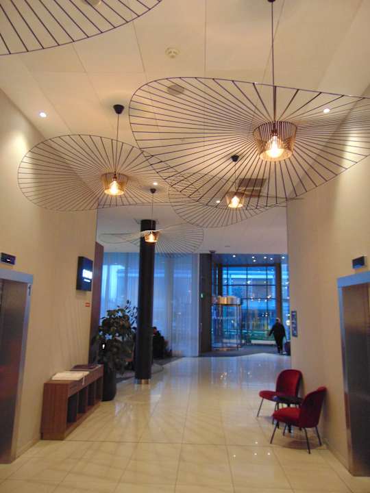 Lobby Radisson RED, Oslo Airport