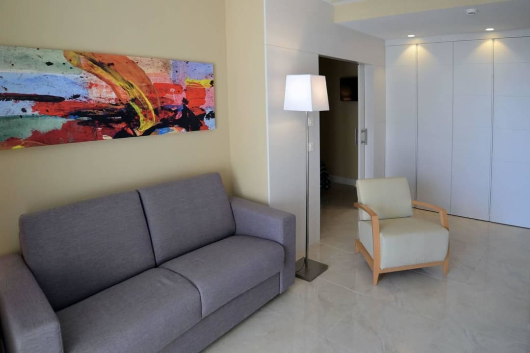 Apartamento Superior.-Salon Hotel LIVVO Veril Playa