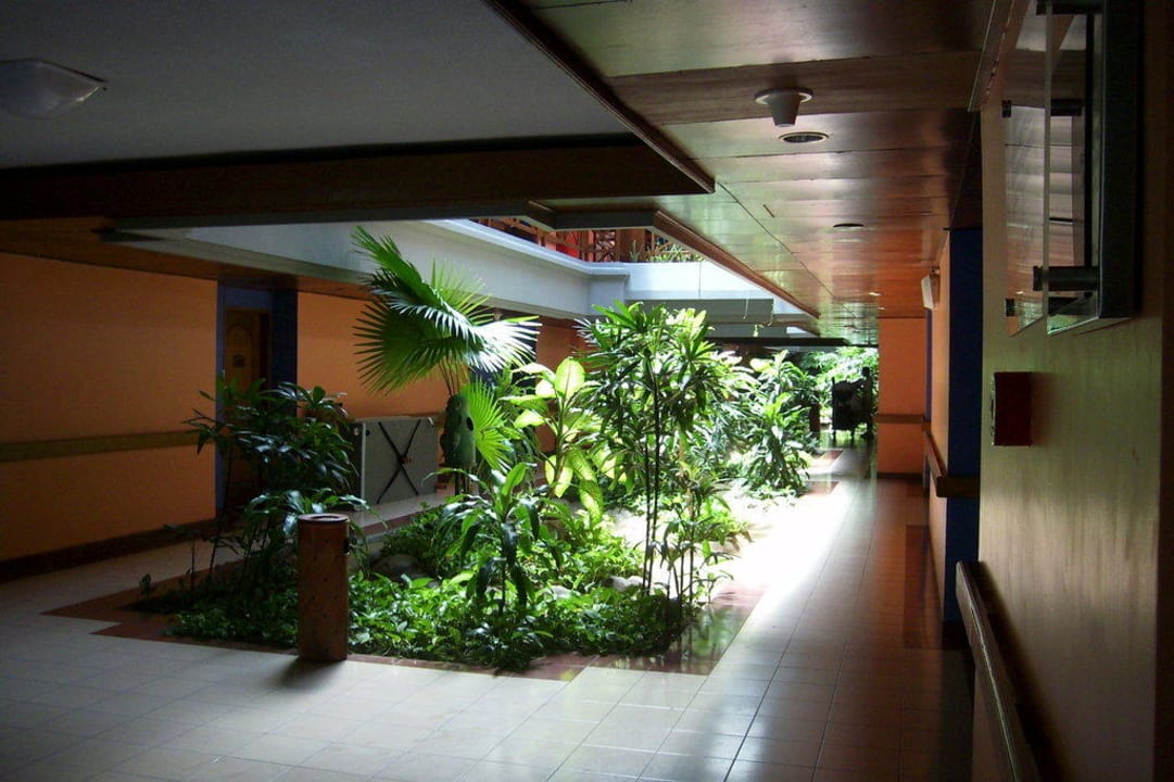 Innenhof Bali Dynasty Resort