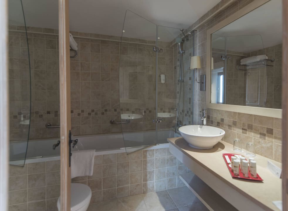 Zimmer Cocos The Club Solto