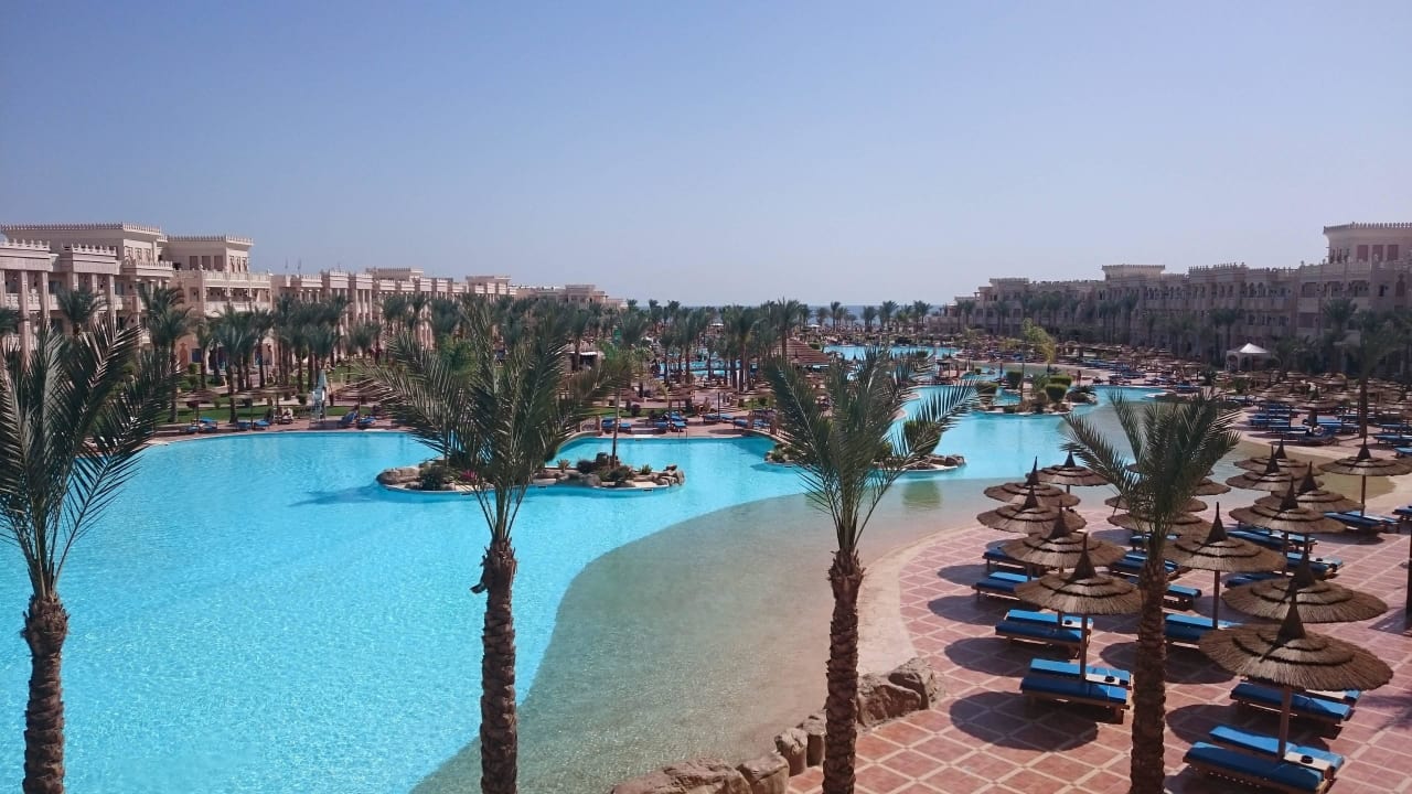 Vom Eingang aus Pickalbatros Palace Resort