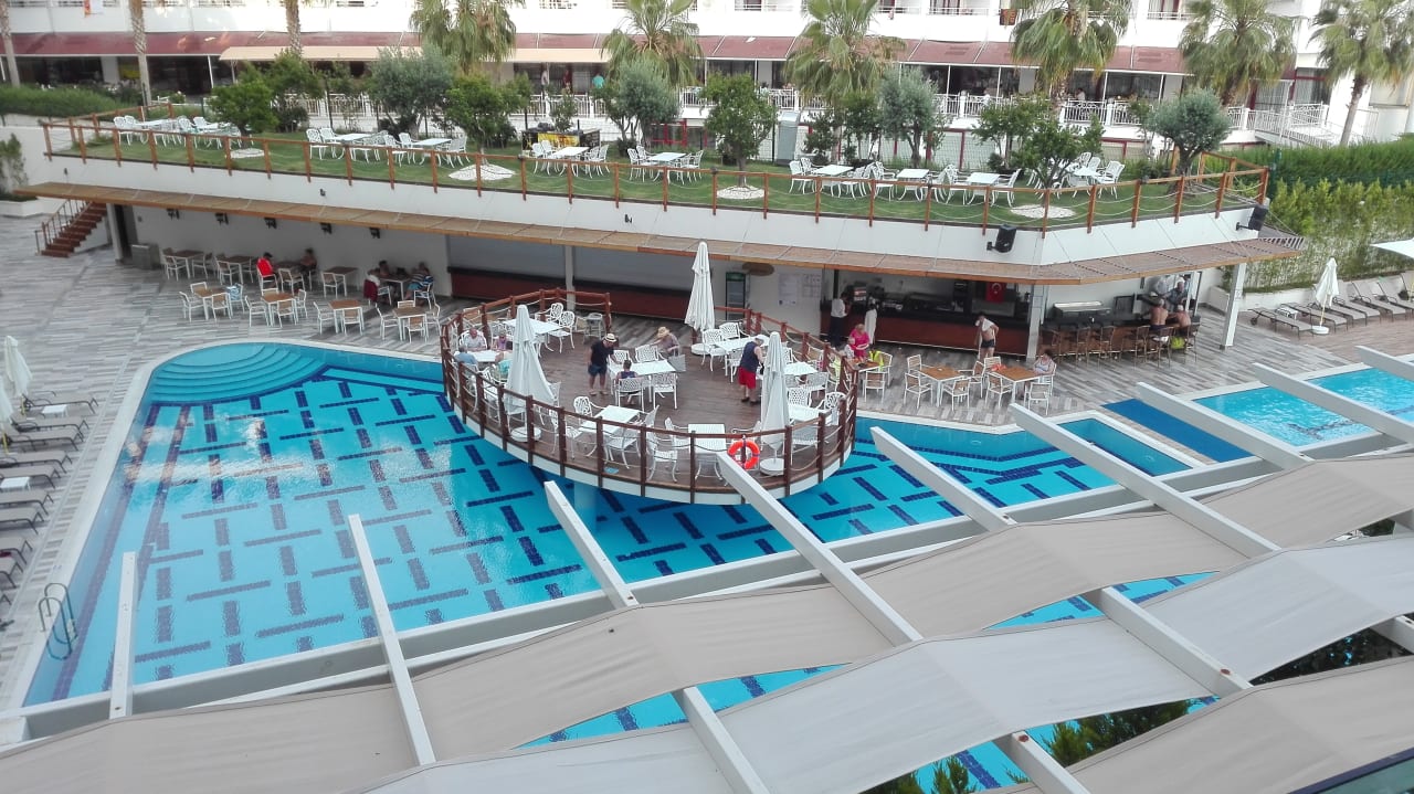 Pool Castival Hotel