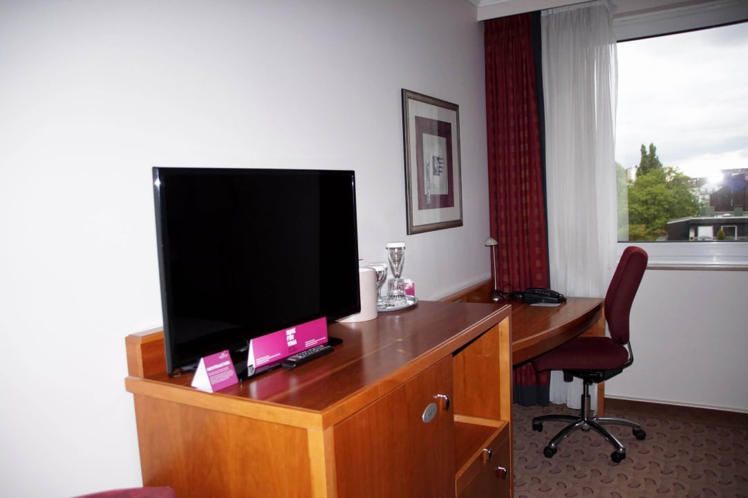 Zimmer und deren Ausstattung Crowne Plaza ® Hamburg - City Alster