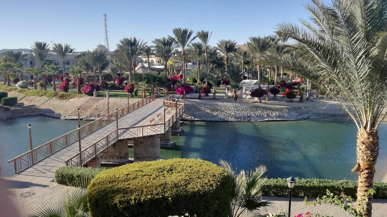 Gartenanlage Brayka Bay Resort