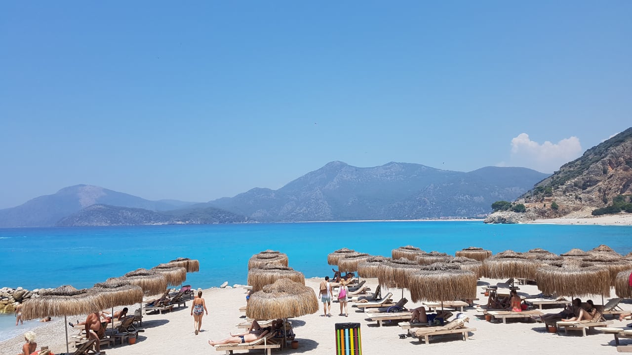 Strand Liberty Lykia Adults Only