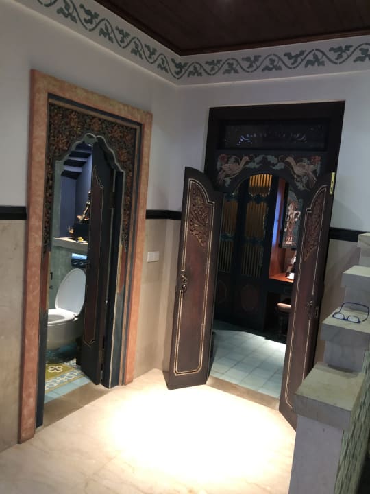 Zimmer Dwaraka The Royal Villas