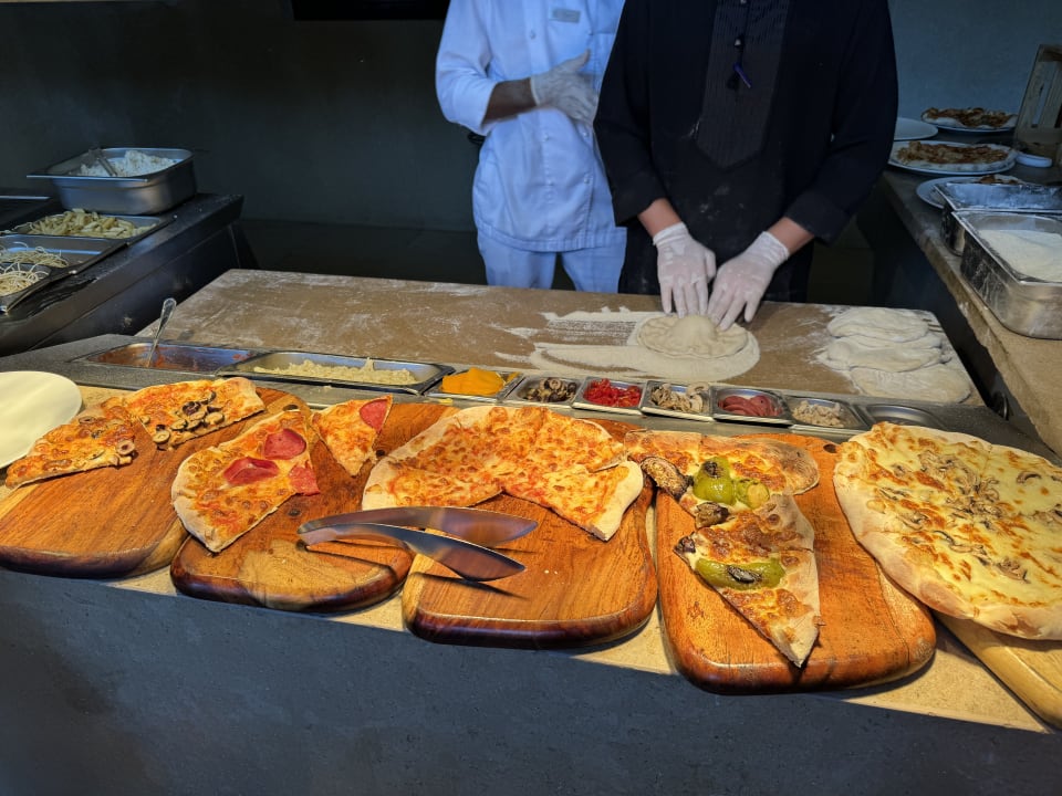 Gastro Serry Beach Resort