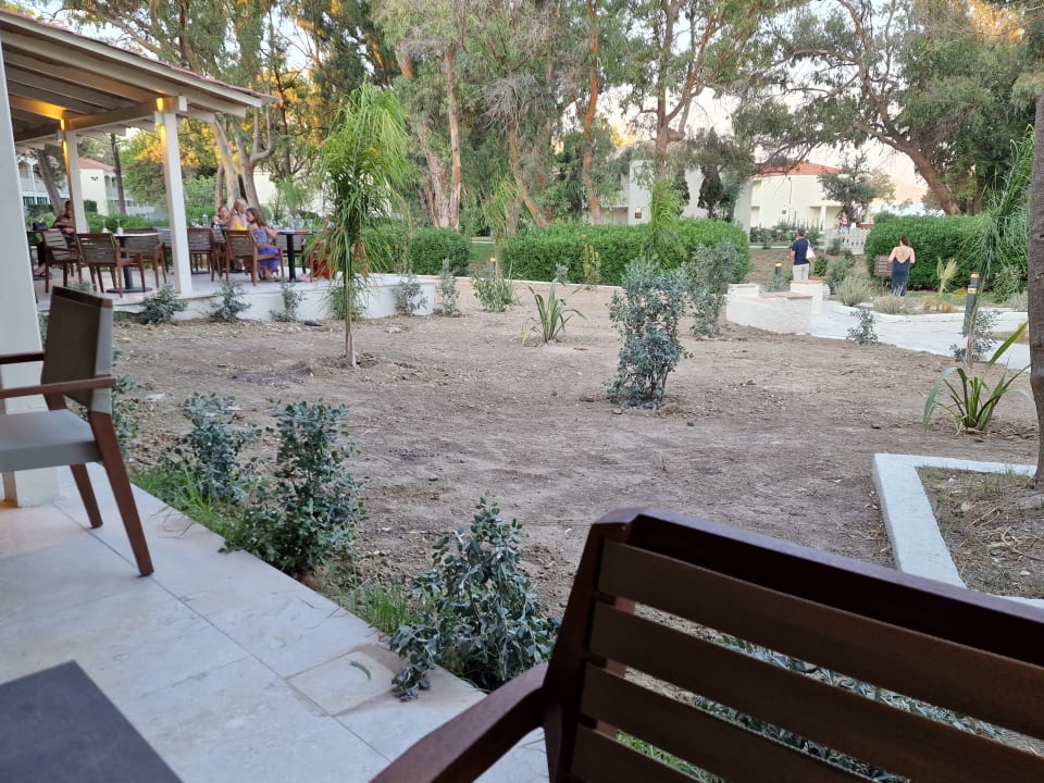 Gastro Domes Aulūs Zante, Autograph Collection