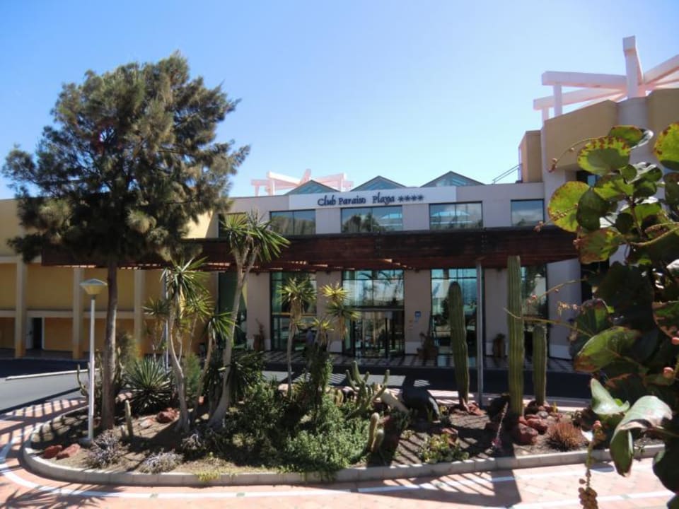 Blick auf den Eingang SBH Club Paraiso Playa