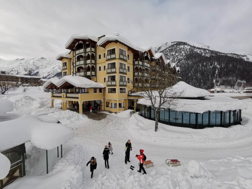 Außenansicht Hotel der Wiesenhof