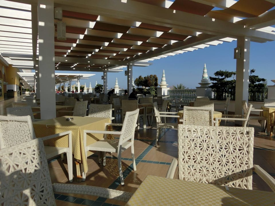 Auf der Sonnenterrasse Royal Holiday Palace